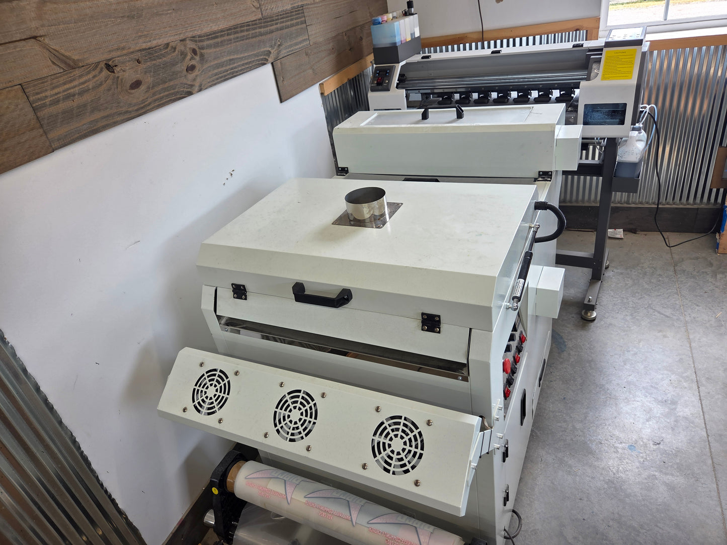 Showroom Model of the CF60 60cm Dtf Tee-shirt Printer Combo with Shaker Oven Jays printers