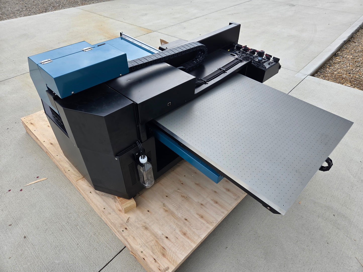 Scratch & Dent 6090Lite UV 3 head flatbed from Jay's printers 600x900MM 6090 flatbed printer