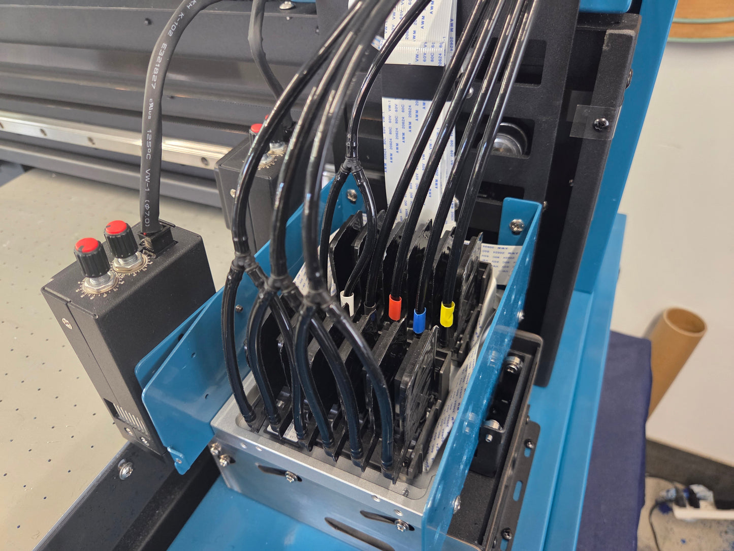 Showroom JC2C ZZ2C 2 head  UV printer Flatbed  from Jay's Printers